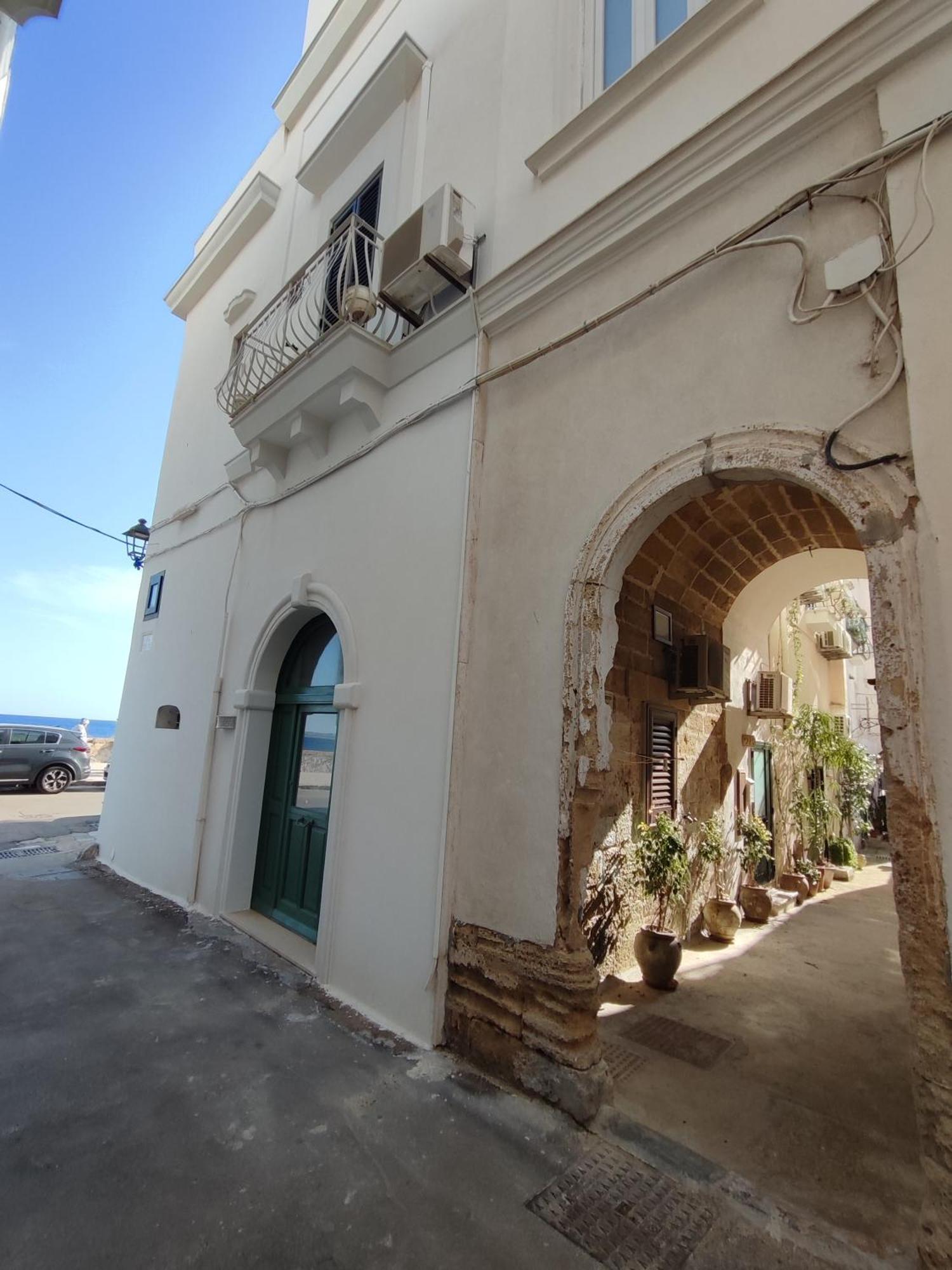 B&B Punta Cutieri 加利波利 外观 照片